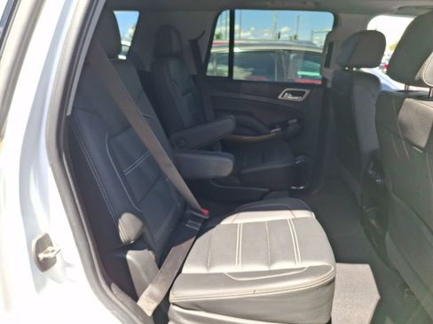 Used 2019 GMC Yukon Denali AWD/4WD image 7