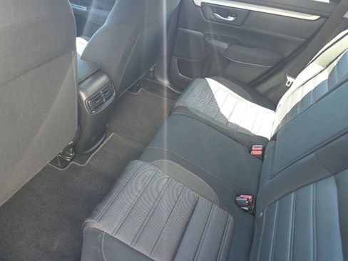 Used 2017 Honda CR-V LX image 12