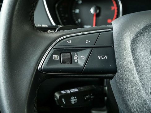 Used 2023 Audi Q5 2.0T Premium w/ Convenience Package image 10