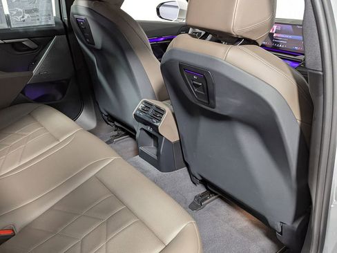 Certified 2024 BMW i5 eDrive40i w/ Convenience Package image 42