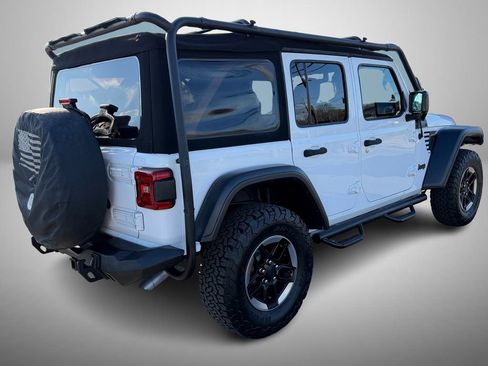 Used 2018 Jeep Wrangler Unlimited Rubicon image 3