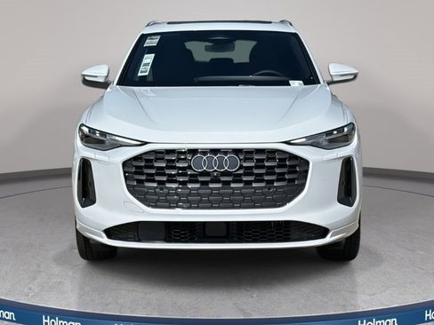 Certified 2025 Audi Q5 2.0T Premium Plus w/ Premium Plus image 2