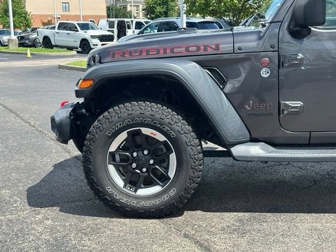 Used 2021 Jeep Wrangler Unlimited Rubicon w/ Cold Weather Group AWD/4WD image 12