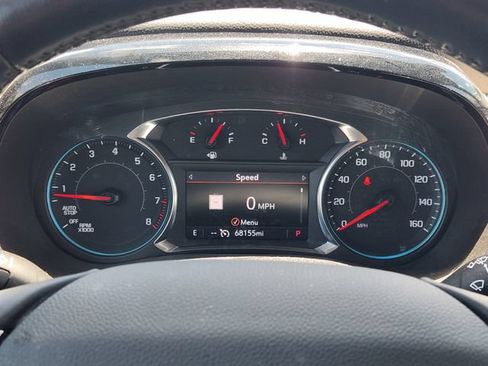 Used 2022 Chevrolet Traverse LT w/ LT Premium Package FWD image 13