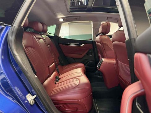 Used 2021 Maserati Levante image 49