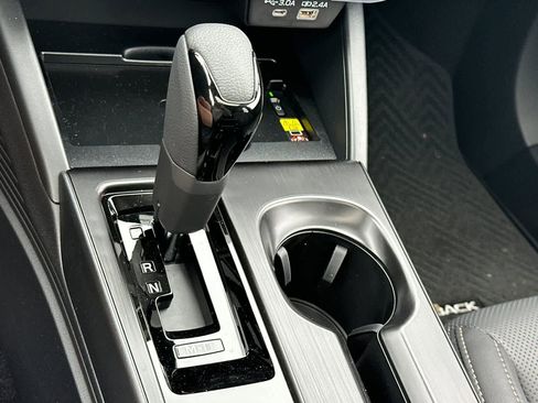 New 2026 Subaru Outback Limited AWD/4WD image 24