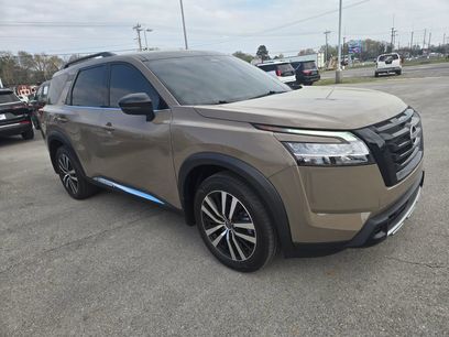 Used 2023 Nissan Pathfinder Platinum
