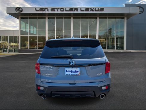 Used 2025 Honda Passport EX-L image 4