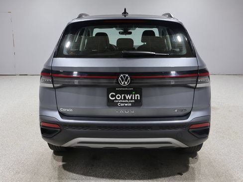Used 2025 Volkswagen Taos S AWD/4WD image 3