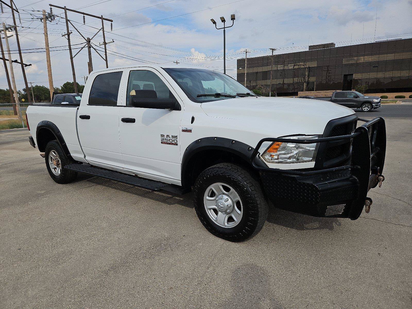 Used 2018 RAM 2500 Tradesman AWD/4WD image 10