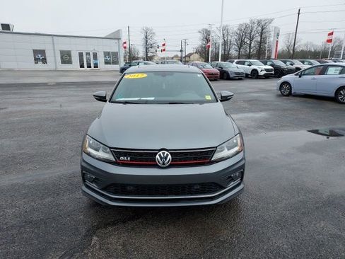 Used 2017 Volkswagen Jetta GLI FWD image 10