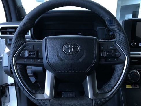 New 2026 Toyota Tacoma SR5 AWD/4WD image 18