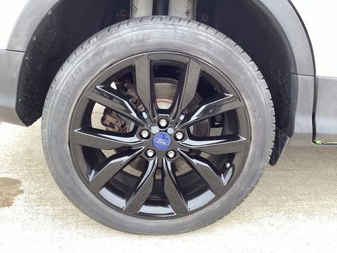 Used 2017 Ford Escape Titanium AWD/4WD image 8