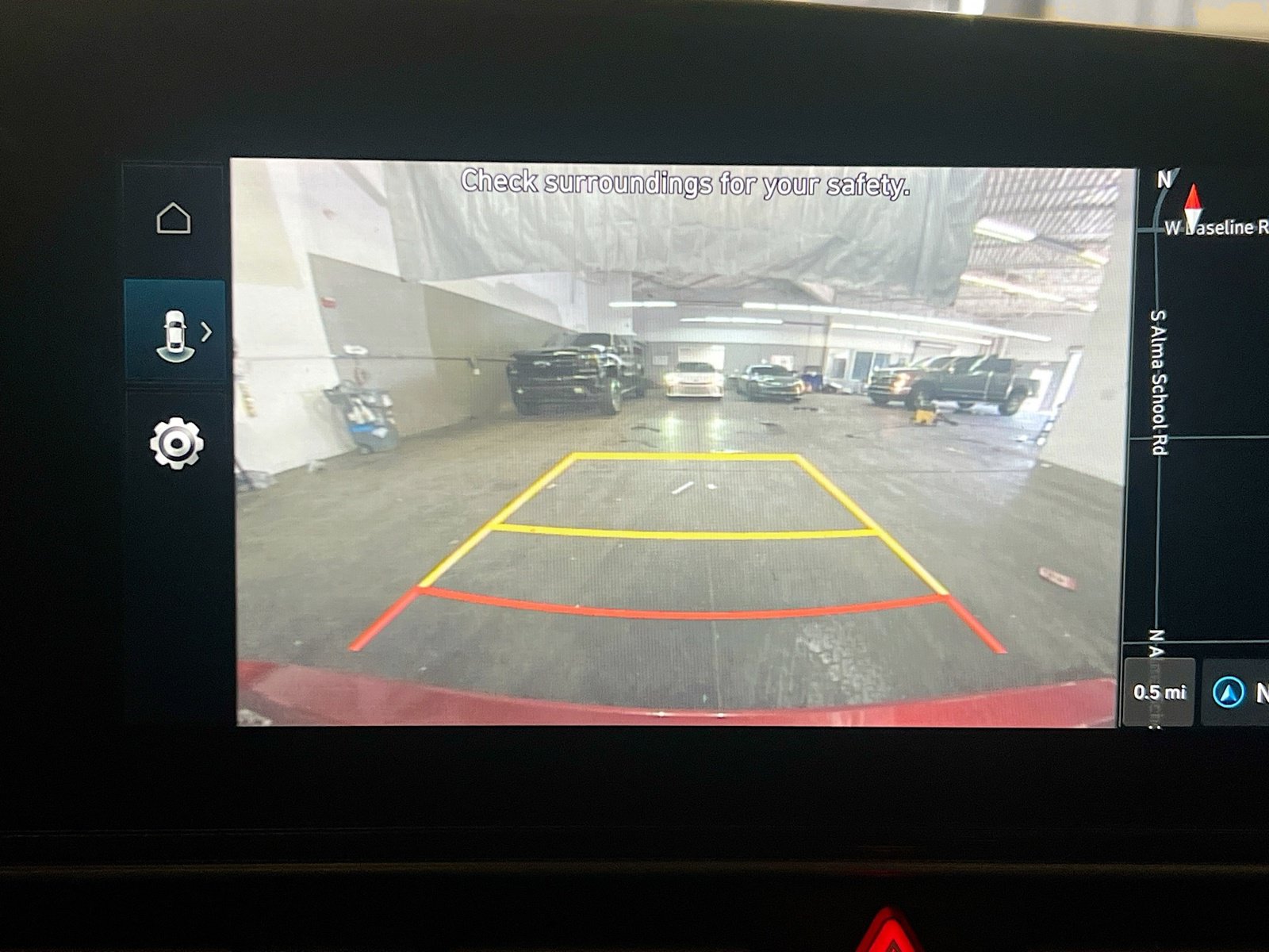 Used 2023 Hyundai Elantra SEL w/ Convenience Package FWD image 10
