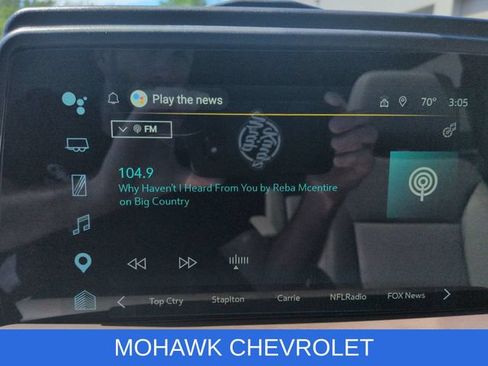 Used 2022 Chevrolet Tahoe LT w/ Luxury Package AWD/4WD image 14