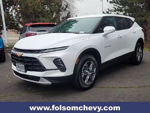 New 2026 Chevrolet Blazer LT w/ LPO, Floor Liner Package image 5