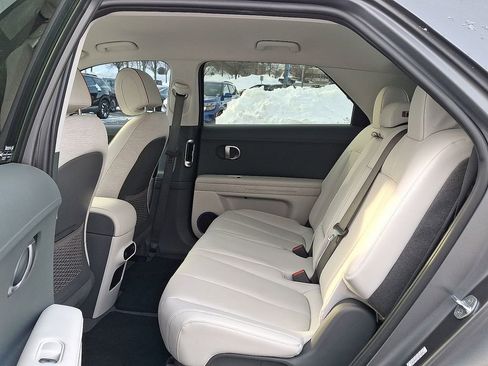 Used 2022 Hyundai Ioniq 5 SEL image 11