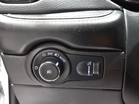 Used 2021 Dodge Durango GT image 17