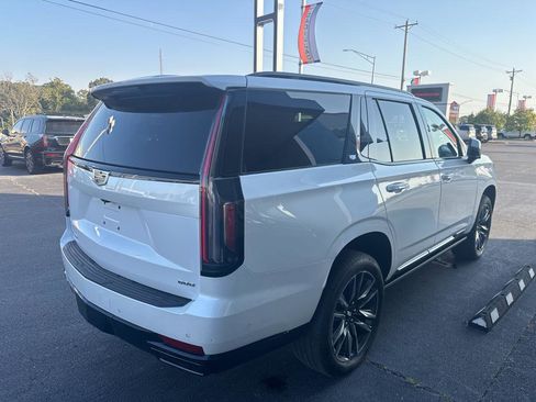 Used 2023 Cadillac Escalade Sport Platinum image 5