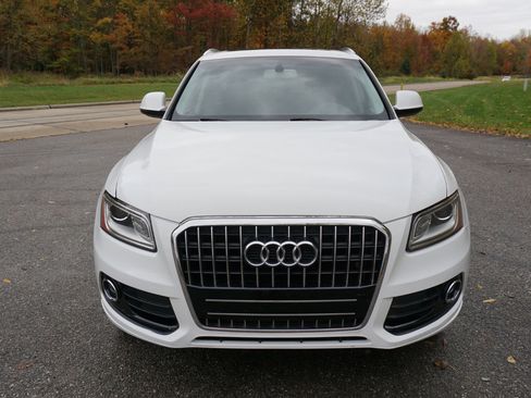 Used 2017 Audi Q5 2.0T Premium Plus w/ Premium Plus Package image 8