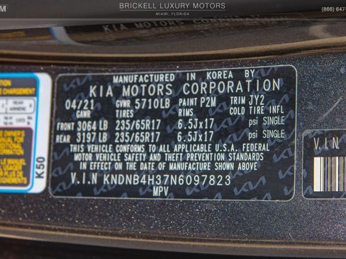Used 2022 Kia Carnival LX image 30
