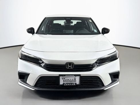 Used 2023 Honda Civic Sport image 2