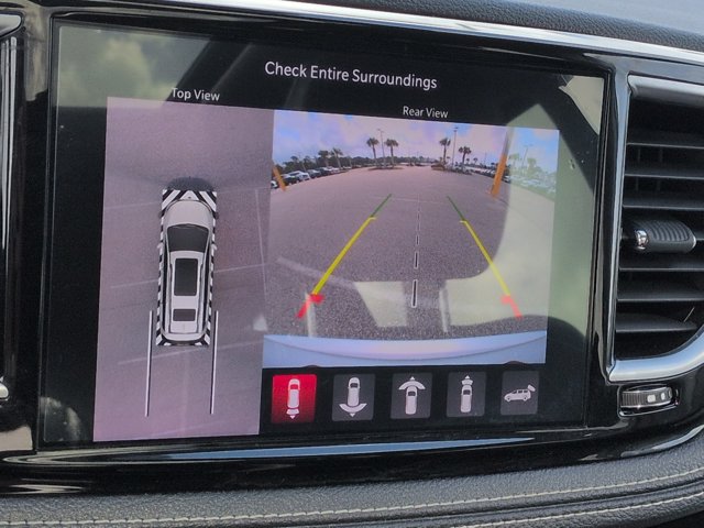 Used 2023 Chrysler Pacifica Limited FWD image 22
