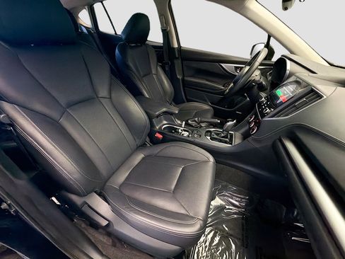 Used 2020 Subaru Impreza 2.0i Limited image 15