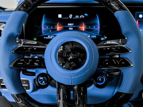 Used 2025 Mercedes-Benz G 63 AMG 4MATIC image 40