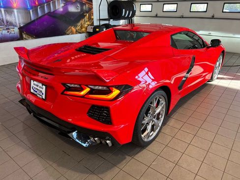 Used 2023 Chevrolet Corvette Stingray Premium Conv w/ Z51 Performance Package RWD image 10