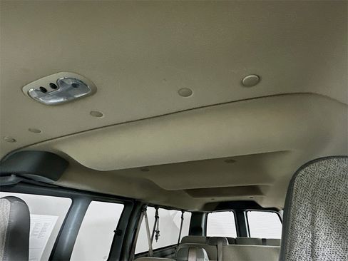 Used 2023 Chevrolet Express 3500 LS image 20