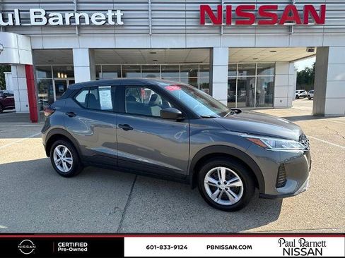 Certified 2025 Nissan Kicks Play S image 6