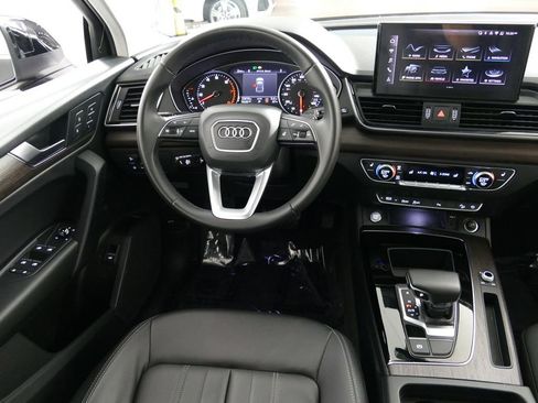 Used 2023 Audi Q5 2.0T Premium w/ Convenience Package AWD/4WD image 14
