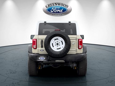 New 2026 Ford Bronco Heritage Edition image 5