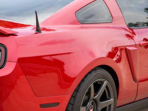 Used 2011 Ford Mustang GT Premium w/ Electronics Pkg RWD image 28