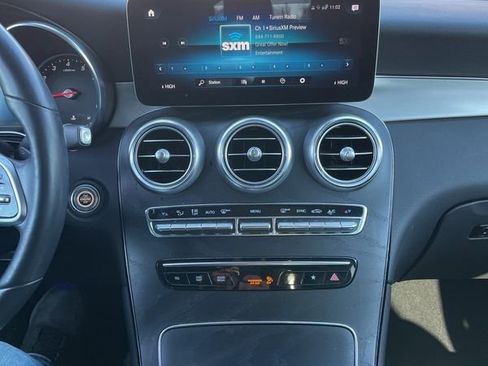 Used 2022 Mercedes-Benz GLC 300 4MATIC image 17