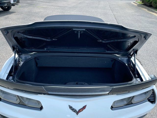Used 2017 Chevrolet Corvette Z06 RWD image 24