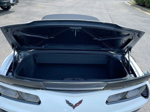 Used 2017 Chevrolet Corvette Z06 RWD image 24