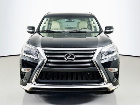 Used 2019 Lexus GX 460 Premium image 2