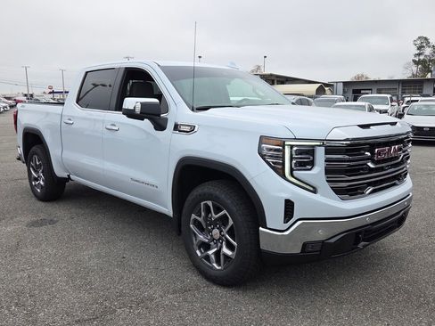 New 2026 GMC Sierra 1500 SLT image 15