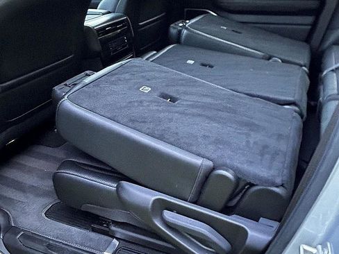 New 2023 Jeep Wagoneer Series III w/ Premium Group I image 21