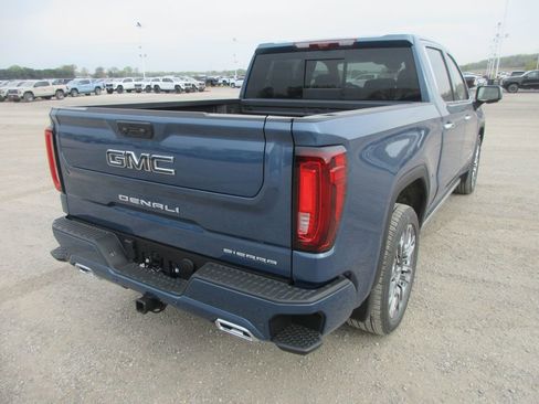 New 2026 GMC Sierra 1500 Denali Ultimate AWD/4WD image 5
