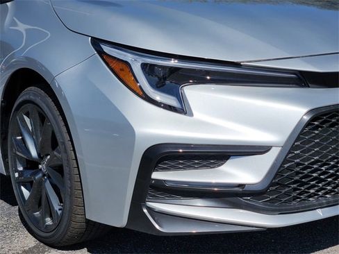 Certified 2025 Toyota Corolla SE image 6