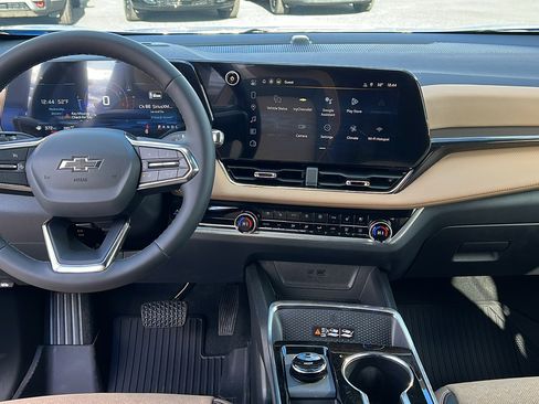 New 2026 Chevrolet Equinox ACTIV w/ Convenience Package III image 15