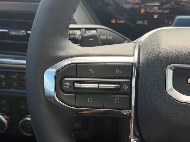 New 2026 GMC Yukon Denali w/ Denali Reserve Package AWD/4WD image 24