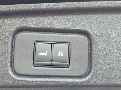 New 2026 Nissan Pathfinder SV AWD/4WD image 28