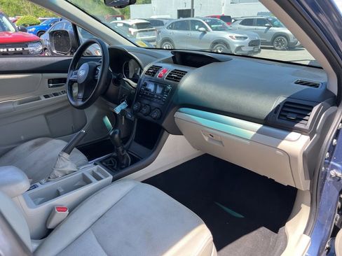 Used 2013 Subaru Crosstrek 2.0i Premium AWD/4WD image 24