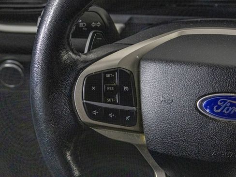 Used 2021 Ford Explorer XLT w/ Class III Trailer Tow Package image 58