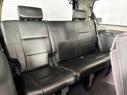 Used 2014 Nissan Armada Platinum image 36