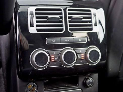 Used 2017 Land Rover Range Rover Supercharged image 28